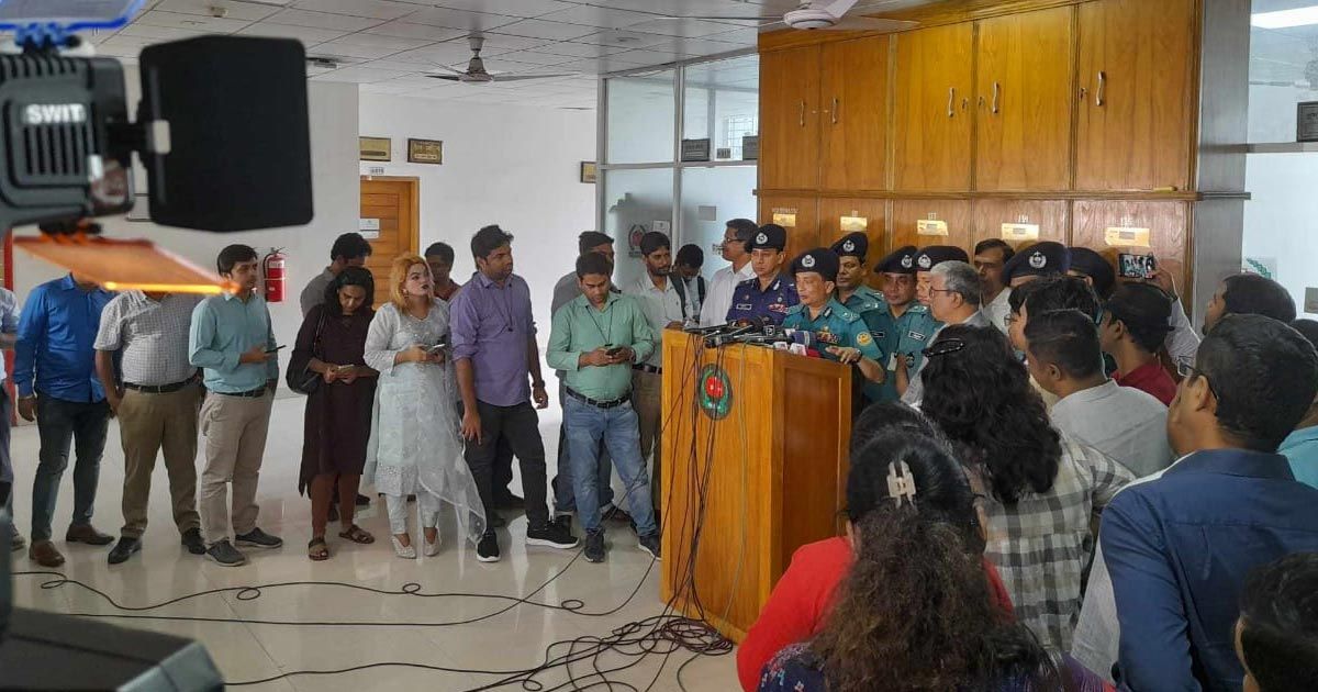 ঢাকা-১৭-আসনের-ভোট-নিরপেক্ষ-না-হলে-নাকে-খত-দেব-ডিএমপি-কমিশনার