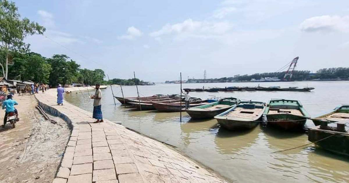 বিপৎসীমার-ওপরে-দক্ষিণের-৬-নদীর-পানি
