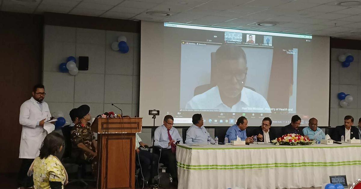 নেগেটিভ-নিউজের-মনোভাব-ছাড়তে-হবে-স্বাস্থ্যমন্ত্রী