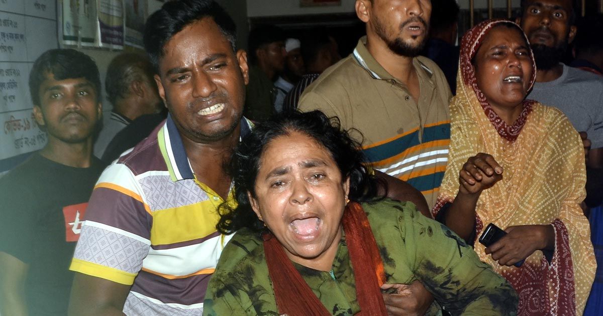 যশোরে-বাসের-ধাক্কায়-ইজিবাইকের-৭-আরোহী-নিহত