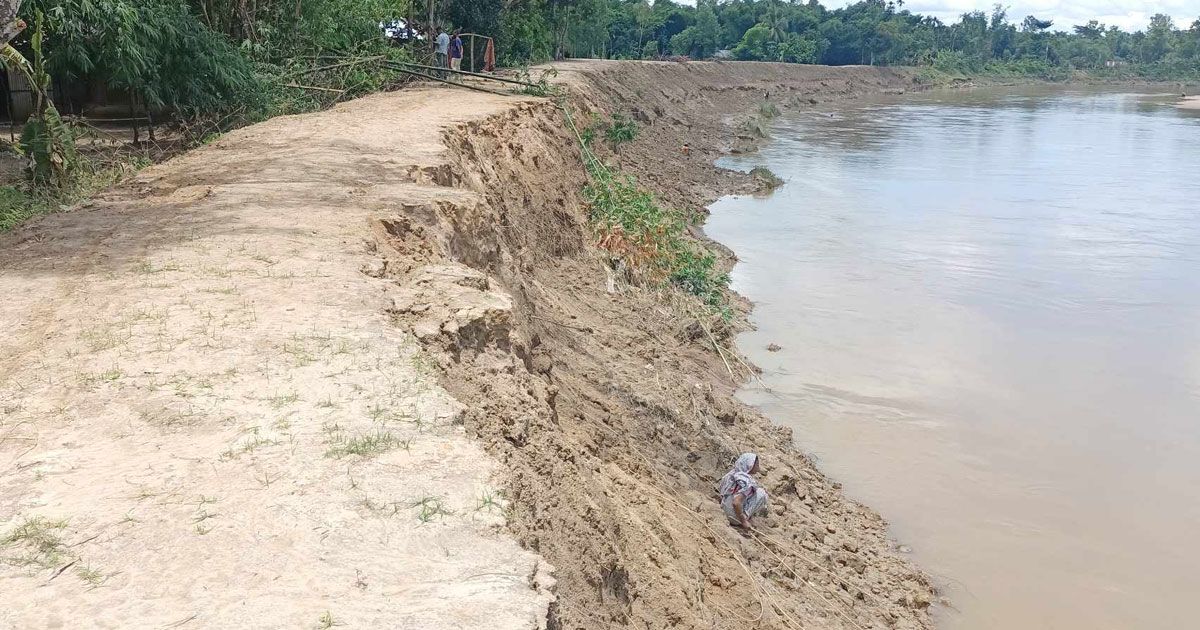 ধলাই প্রতিরক্ষা বাঁধের ৩১ স্থান ঝুঁকিপূর্ণ