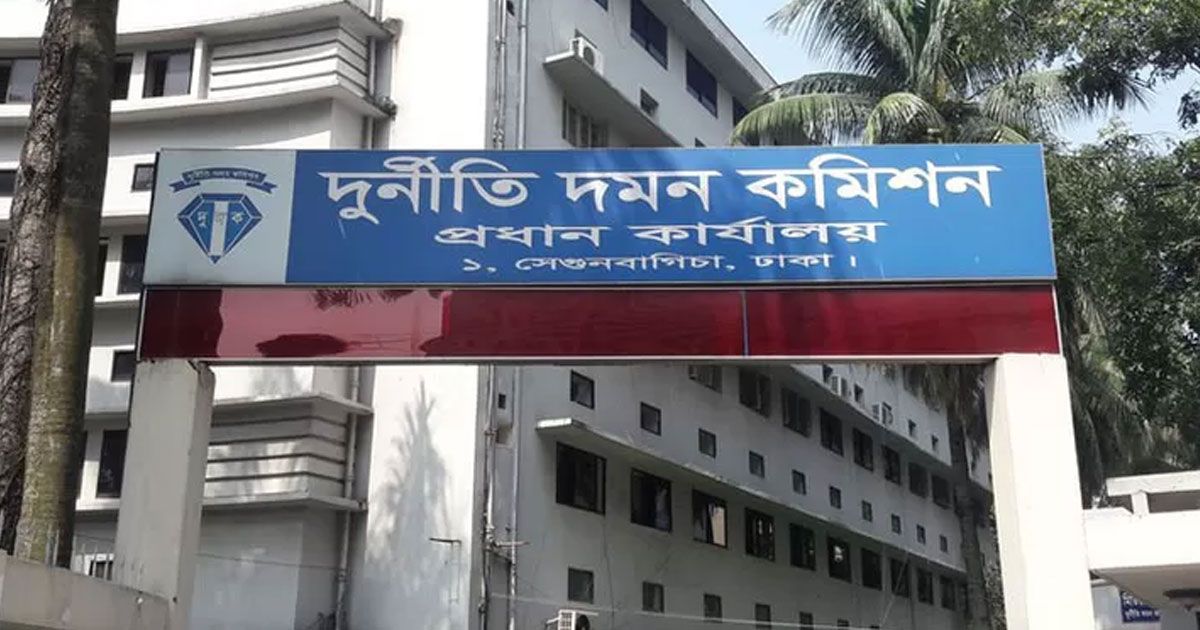সওজের-প্রকৌশলী-ও-স্ত্রীর-নামে-মামলা-দুদকের