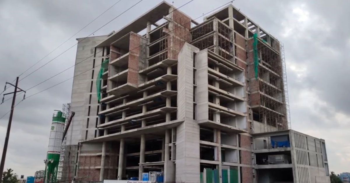 বিজিবির নির্মাণাধীন ভবনের মালামাল পড়ে নিহত ২