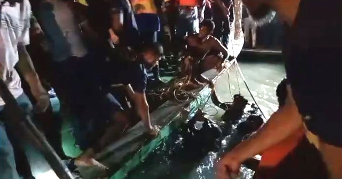 বুড়িগঙ্গায় ডুবে গেছে ওয়াটার বাস, ৩ মরদেহসহ উদ্ধার ৮