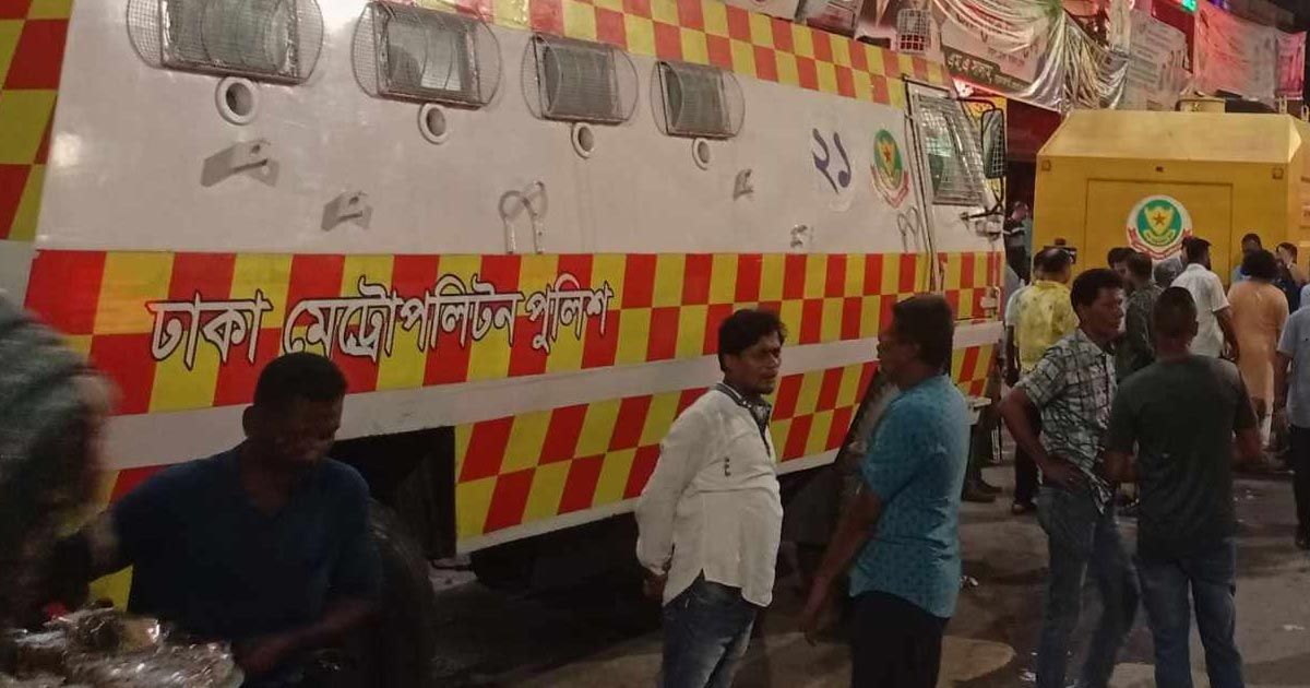 ঢাকার-মোড়ে-মোড়ে-র‌্যাব-পুলিশ-প্রবেশমুখে-চেকপোস্ট