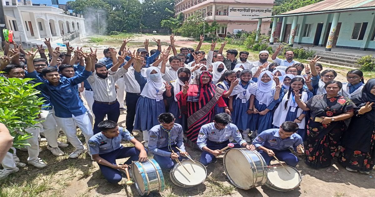 কুমিল্লা-বোর্ডে-কমেছে-পাসের-হার--জিপিএ-ফাইভ