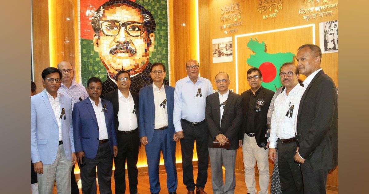 কালো-ব্যাজ-ধারণ-করে-সোনালী-ব্যাংকের-মাসব্যাপী-কর্মসূচি-শুরু