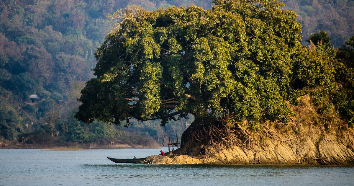 কাপ্তাই হ্রদে নৌ চলাচলে নিষেধাজ্ঞা