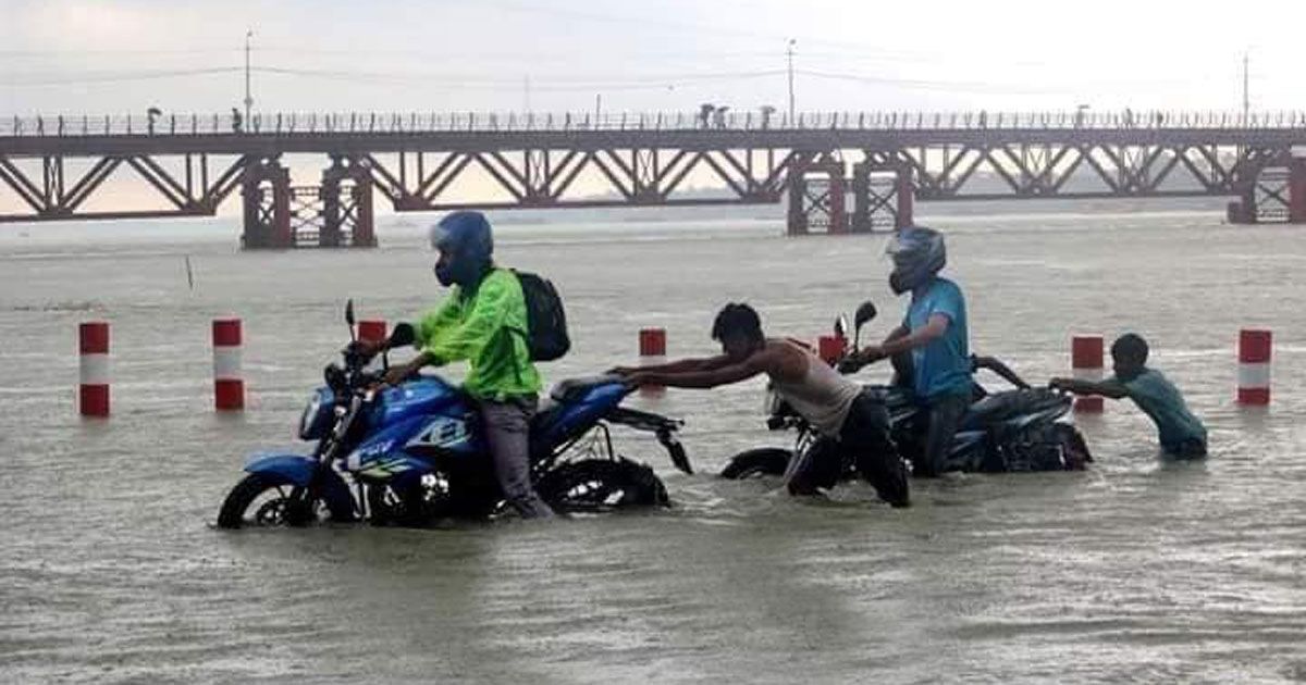 বর্ষা শেষ না হতেই ১০ বার ডুবল বন্দর নগরী