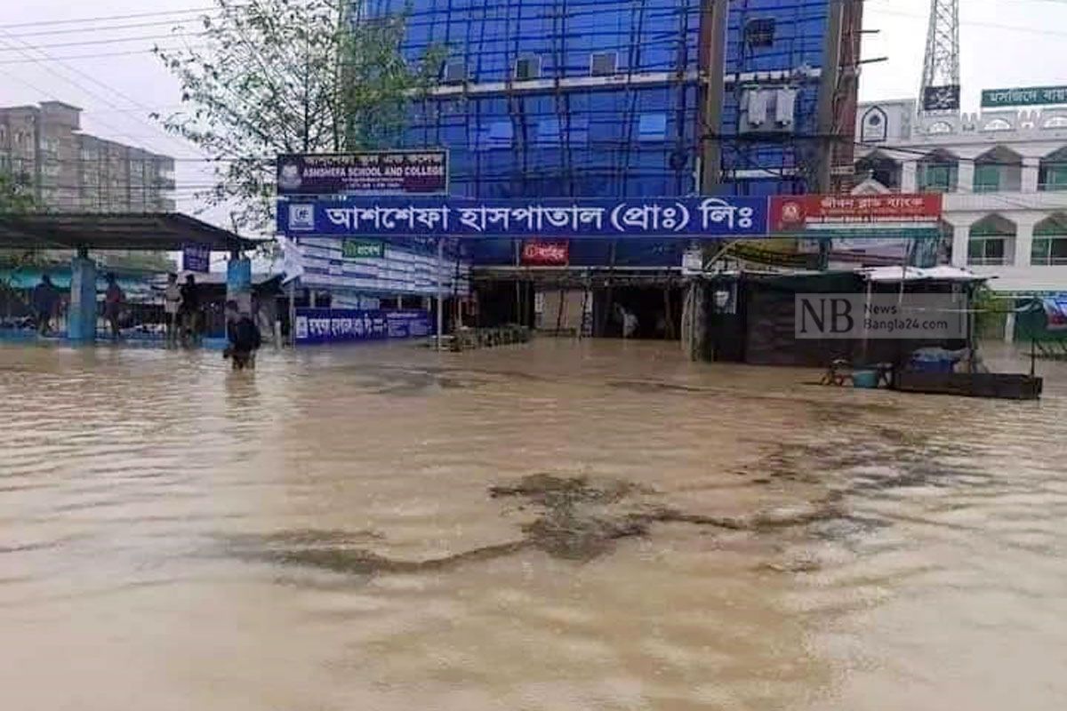 বন্যায় চট্টগ্রামে নিহত ৭, নিখোঁজ অন্তত ৬