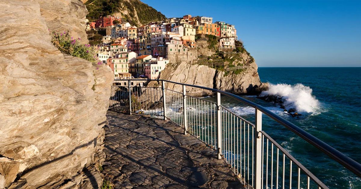 After-10-years-the-path-of-love-is-opening-again-in-Italy