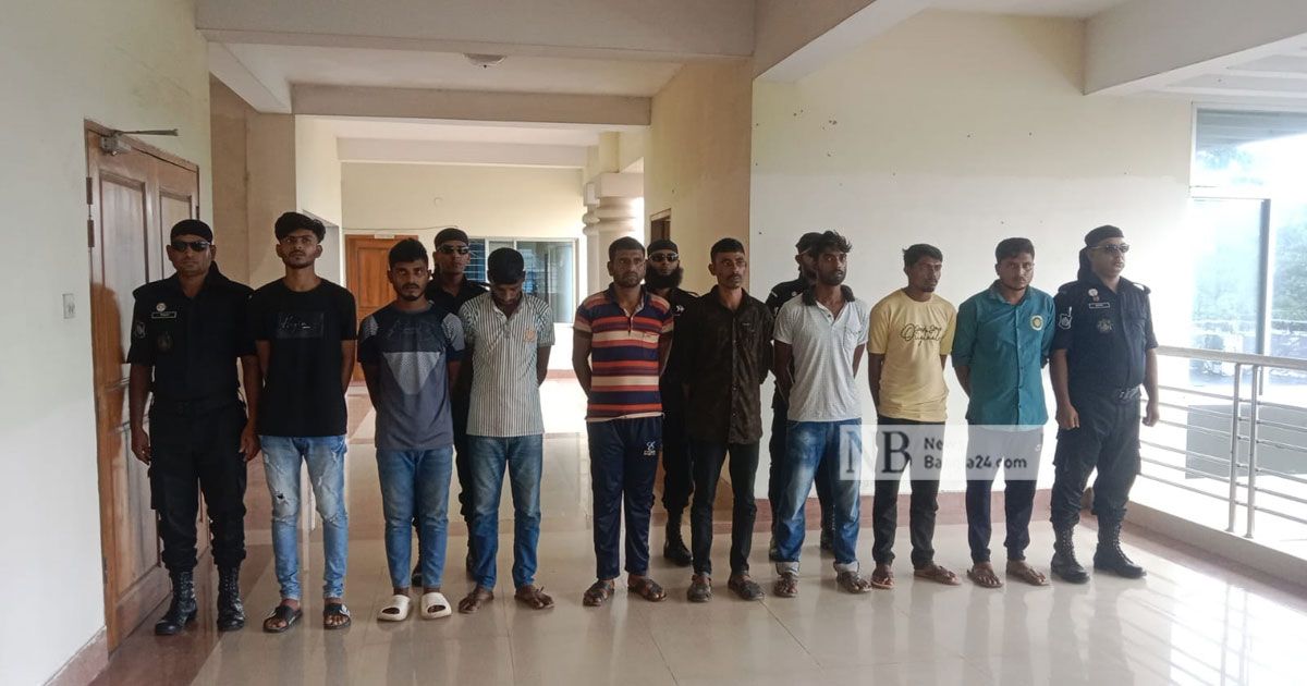 সুন্দরবনে-অস্ত্রসহ-৮-জলদস্যু-গ্রেপ্তার
