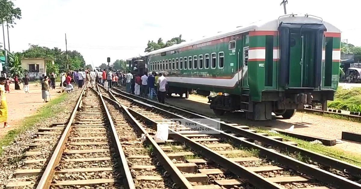 পৌনে-১২-ঘণ্টা-পর-ঢাকা-ময়মনসিংহে-ট্রেন-চলাচল-স্বাভাবিক