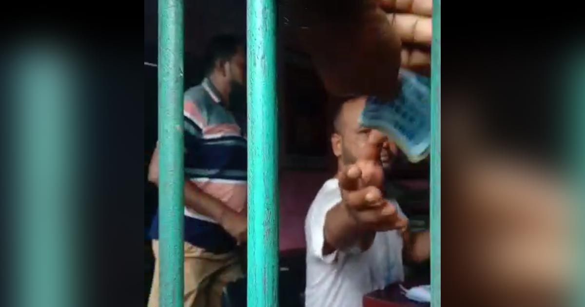 কুড়িগ্রামে-টিসিবির-কার্ড-নবায়নের-নামে-টাকা-নেয়ার-অভিযোগ