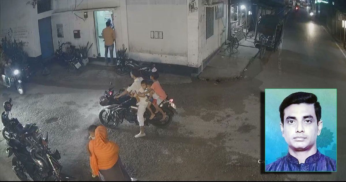 কাউন্সিলরের কার্যালয়ের ফটকে পরাজিত প্রার্থীর মূত্রত্যাগ