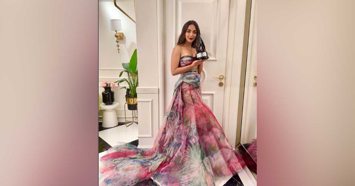 একনজরে কিয়ারার সাম্প্রতিক ছবিগুলো