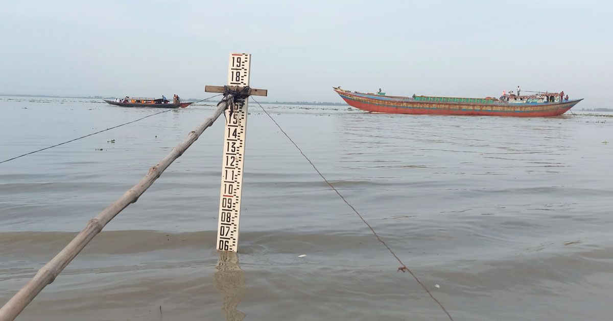 বিপৎসীমা ছাড়িয়েছে যমুনা, ডুবেছে চরাঞ্চল