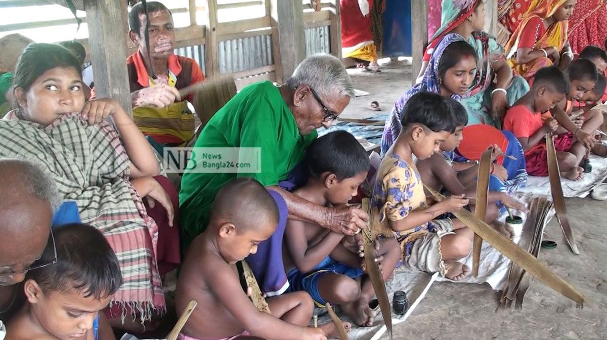 তালপাতার পাঠশালা: নানা সমস্যা মাথায় নিয়ে ১৮ বছরের পথচলা