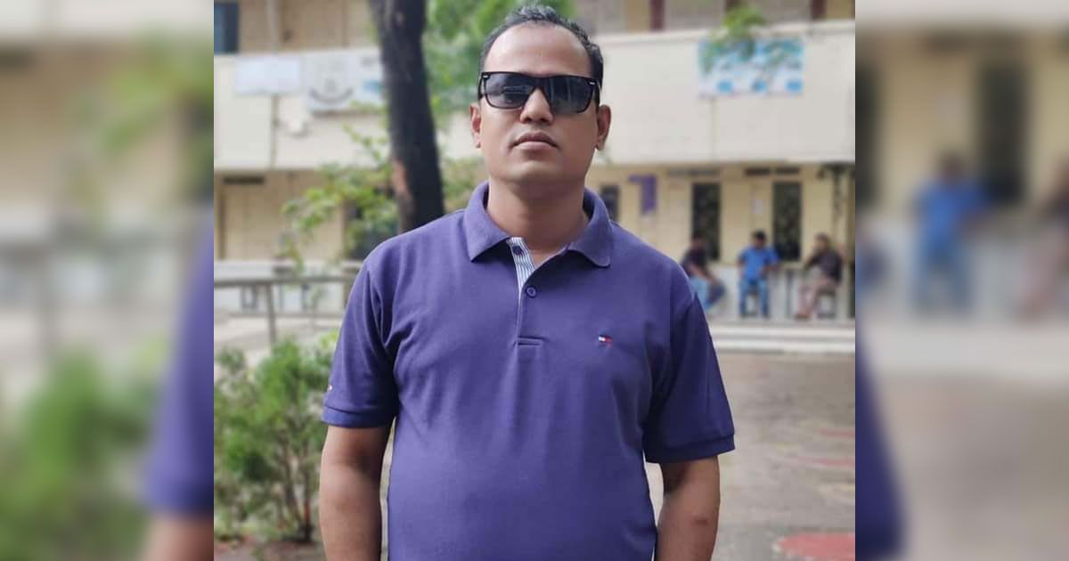 জবি-কর্মকর্তার-বিরুদ্ধে-বাস-কাউন্টার-ভাঙচুরের-অভিযোগ