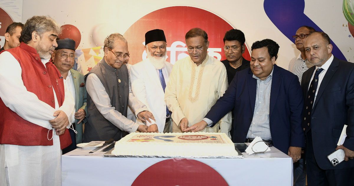 দৈনিক-বাংলার-বর্ষপূর্তিতে-বর্ণিল-আয়োজন