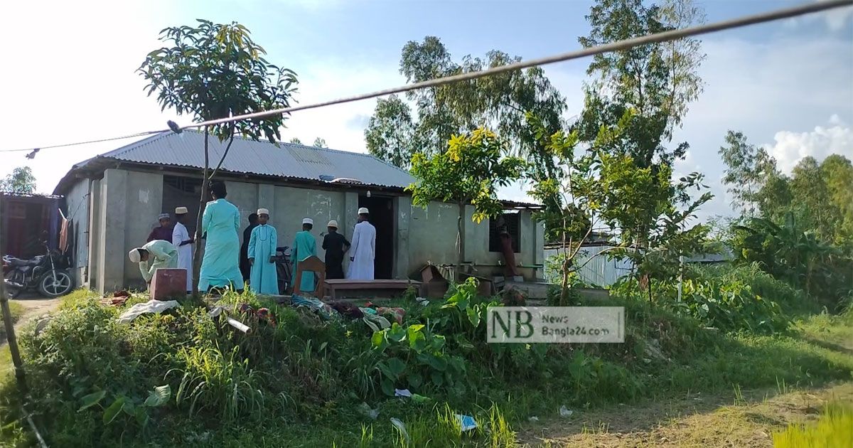 গাইবান্ধায় ২৫ লাখ টাকার প্রকল্পে অর্থ লুটের অভিযোগ 