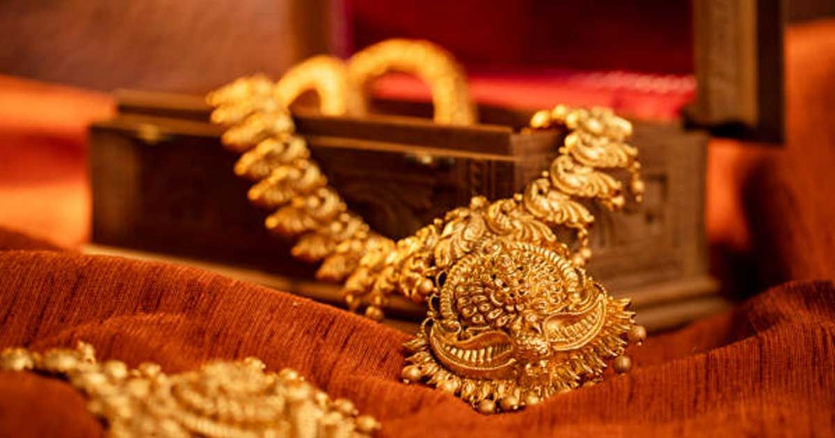There-are-only-a-few-ways-to-make-jewelry-last-longer