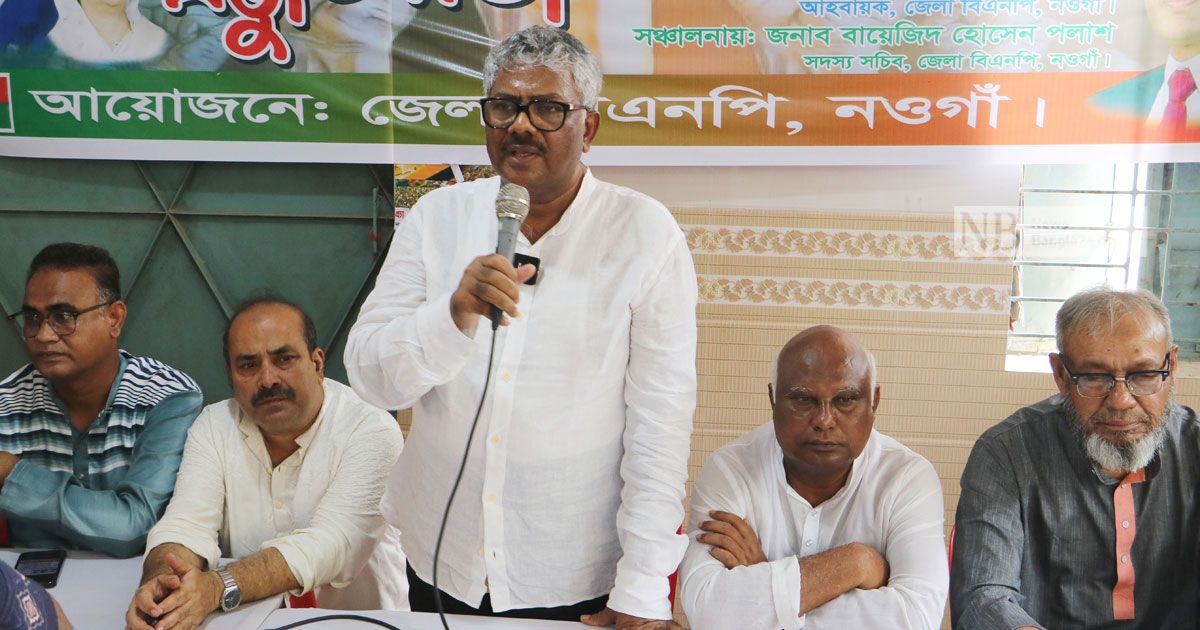 সরকার পদত্যাগ না করলে দেশ অচল করার হুমকি দুলুর
