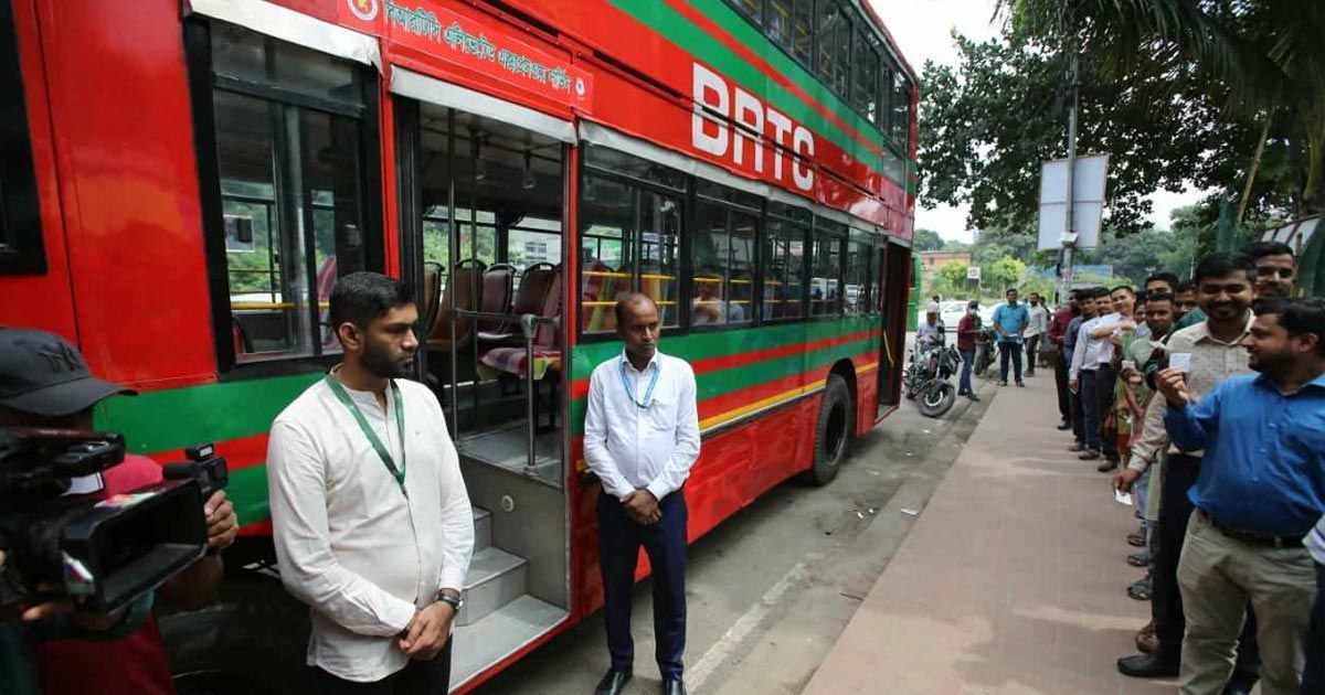 এলিভেটেড এক্সপ্রেসওয়ে দিয়ে বিআরটিসির বাস চলা শুরু
