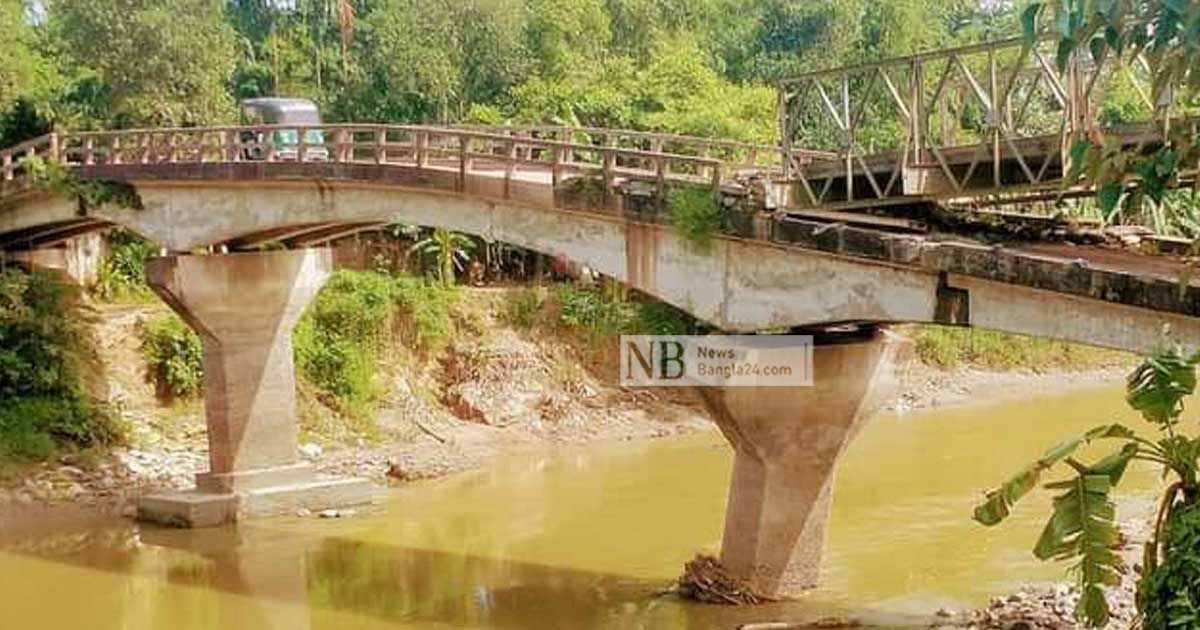 কমলগঞ্জ-মৌলভীবাজার সড়কে সরাসরি যান চলাচল বন্ধ
