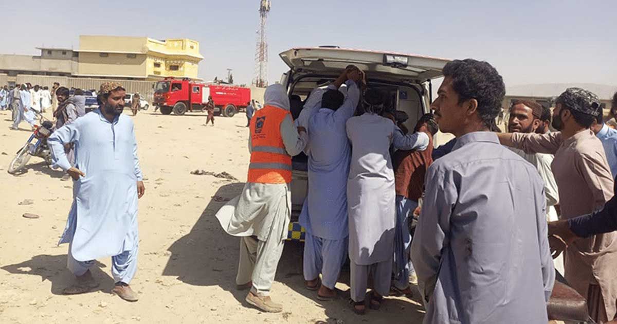 34-killed-and-over-100-injured-in-explosion-near-mosque-in-Pakistan