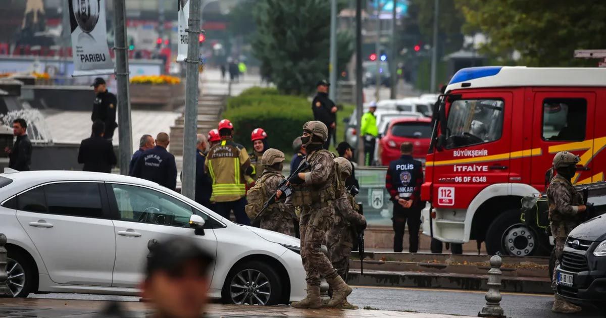 Explosion-in-front-of-Ministry-of-Interior-building-in-Turkey