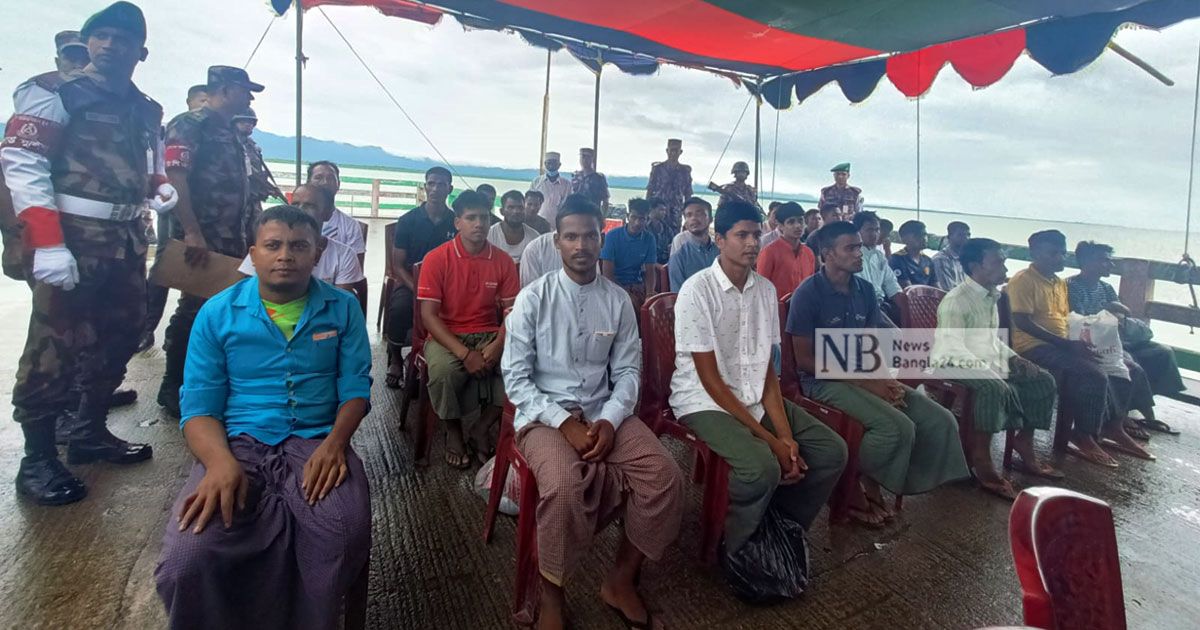 29-Bangladeshis-returned-from-Myanmar-after-their-imprisonment