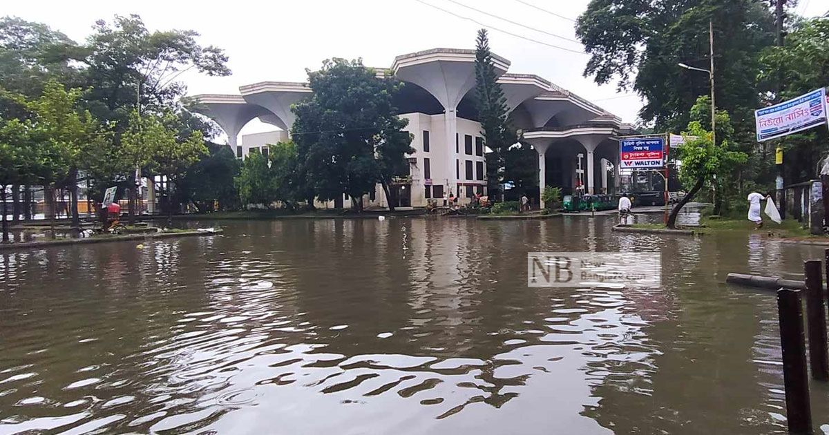 জলে ভাসছে সিলেট