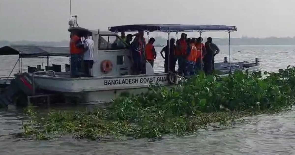 মুন্সীগঞ্জে ট্রলারডুবি: এক শিশুর মরদেহ উদ্ধার, নিখোঁজ ৪