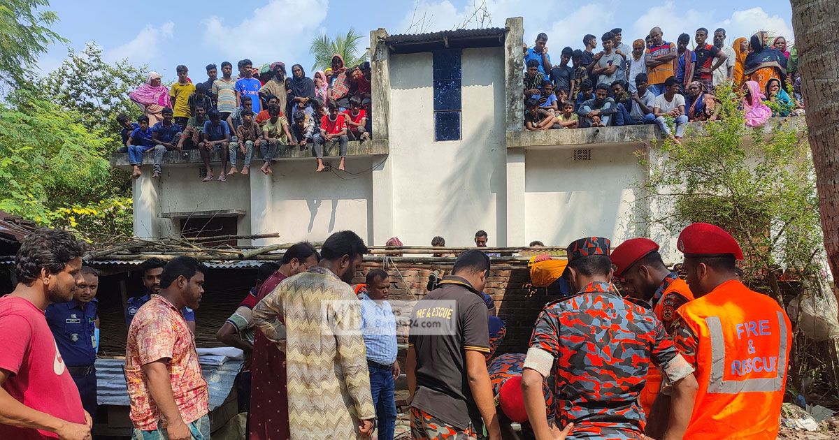 বিবাহিত প্রেমিকার বাড়ির কুয়ায় প্রেমিকের মরদেহ