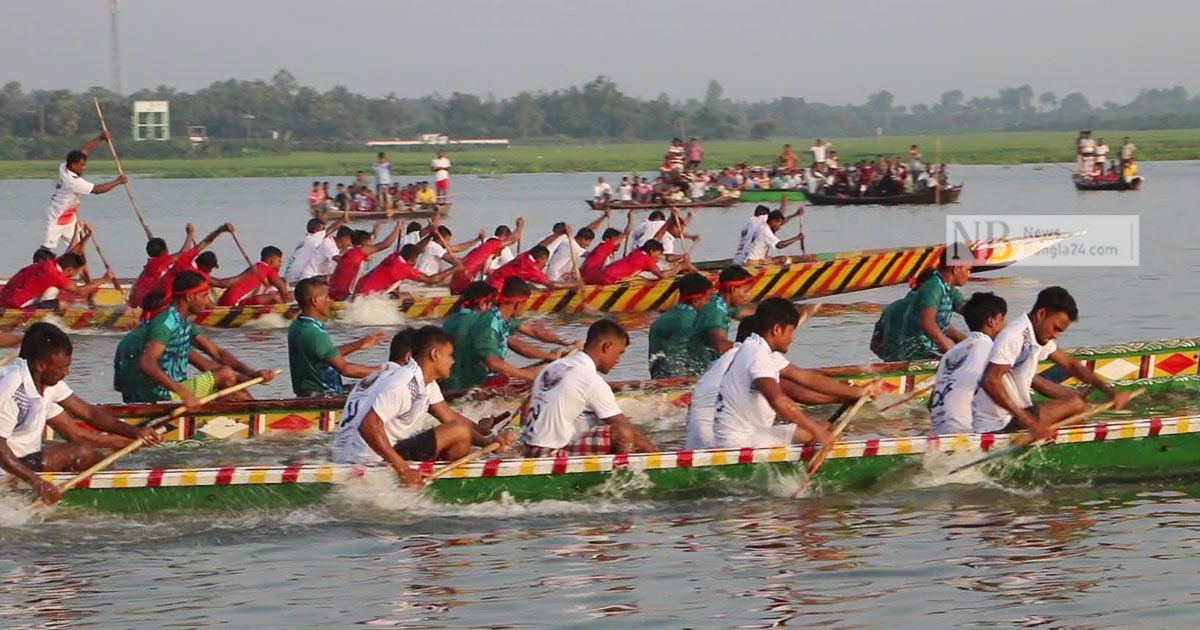 জবই বিলের ঐতিহ্যবাহী নৌকাবাইচ