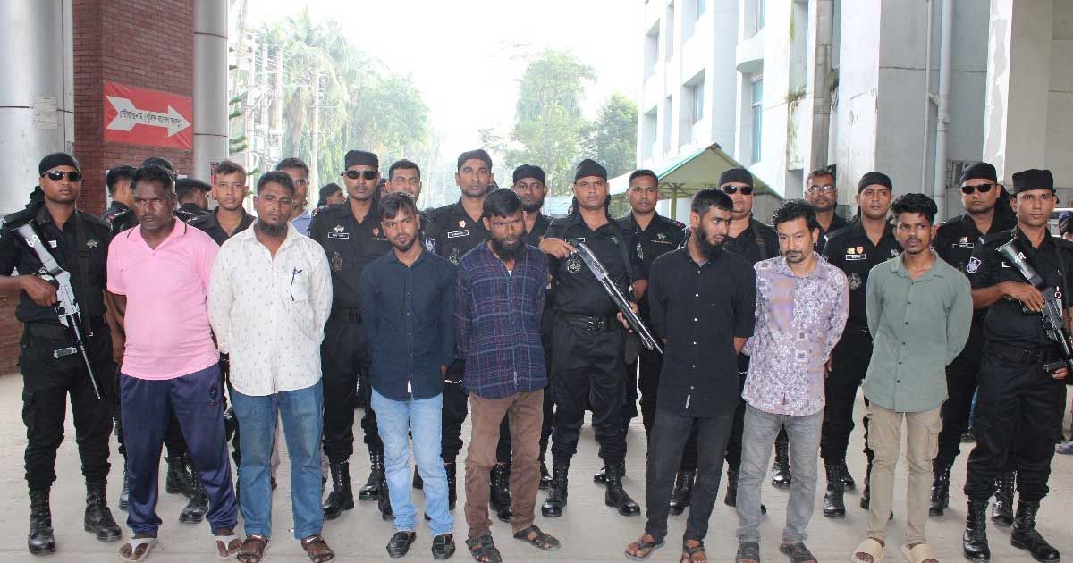 ময়মনসিংহ মেডিক্যালে ৭ দালাল আটক