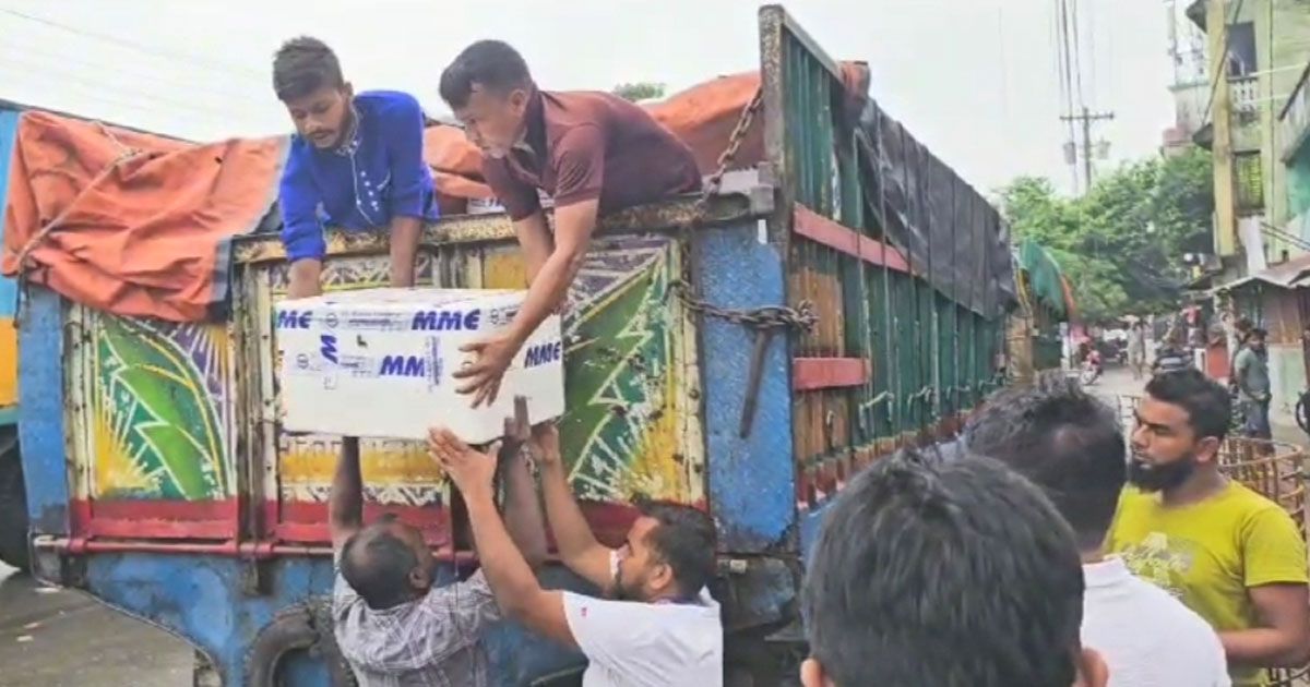 শিকারে-নিষেধাজ্ঞা-ভারতে-ইলিশ-রপ্তানি-বন্ধ