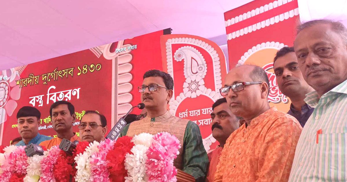দুর্গাপূজার-মতো-বর্ণিল-উৎসব-দ্বিতীয়টি-নেই