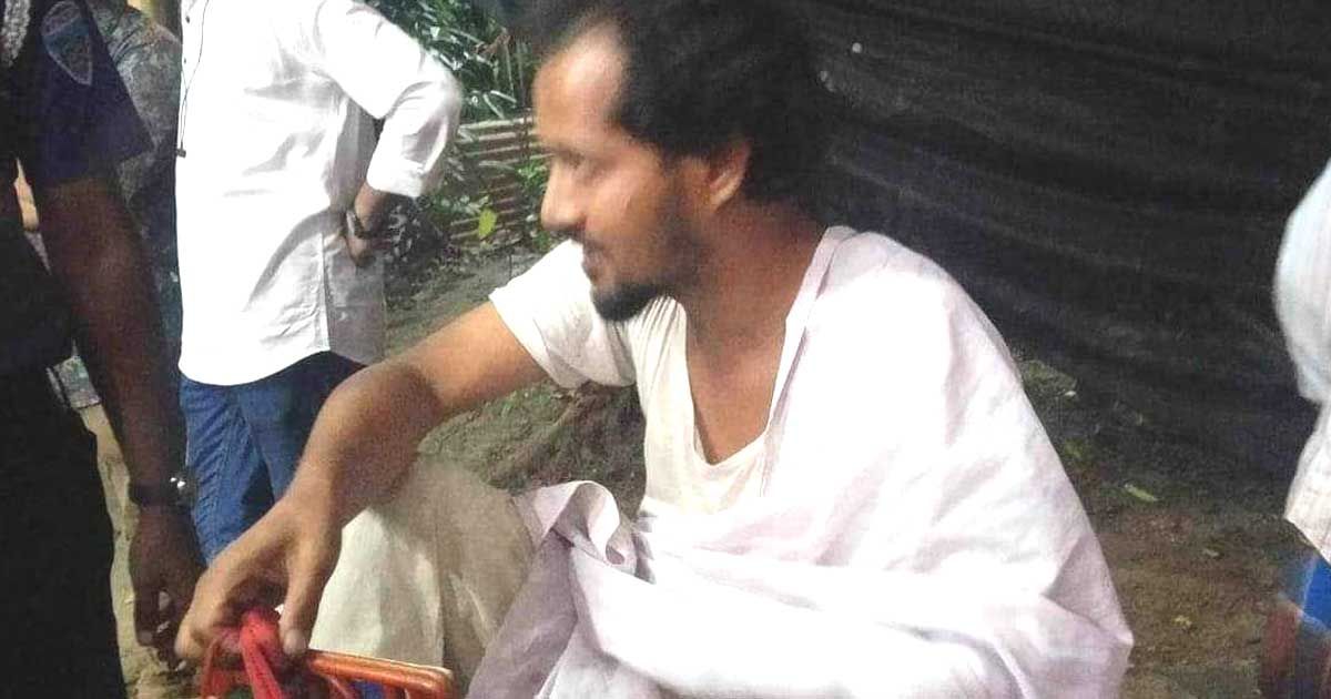 ফের-আটক-কোরআন-নিয়ে-পূজামণ্ডপে-প্রবেশ-করা-সেই-পাগল-