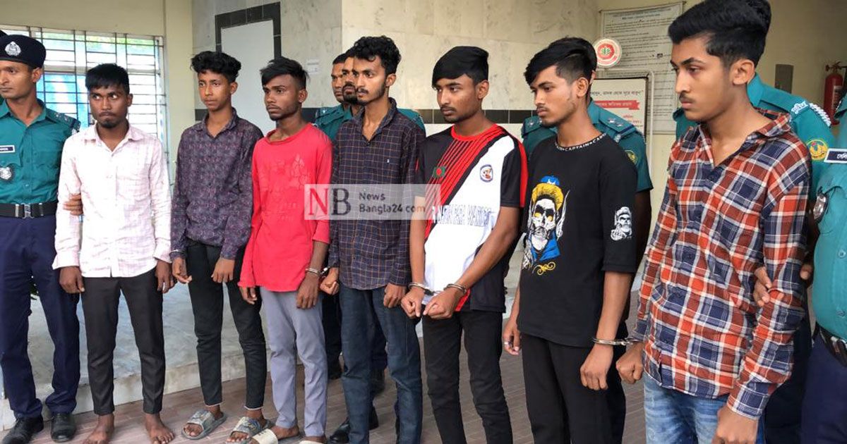 অস্ত্র নিয়ে হুল্লোড়: কিশোর গ্যাংয়ের সাত সদস্য গ্রেপ্তার