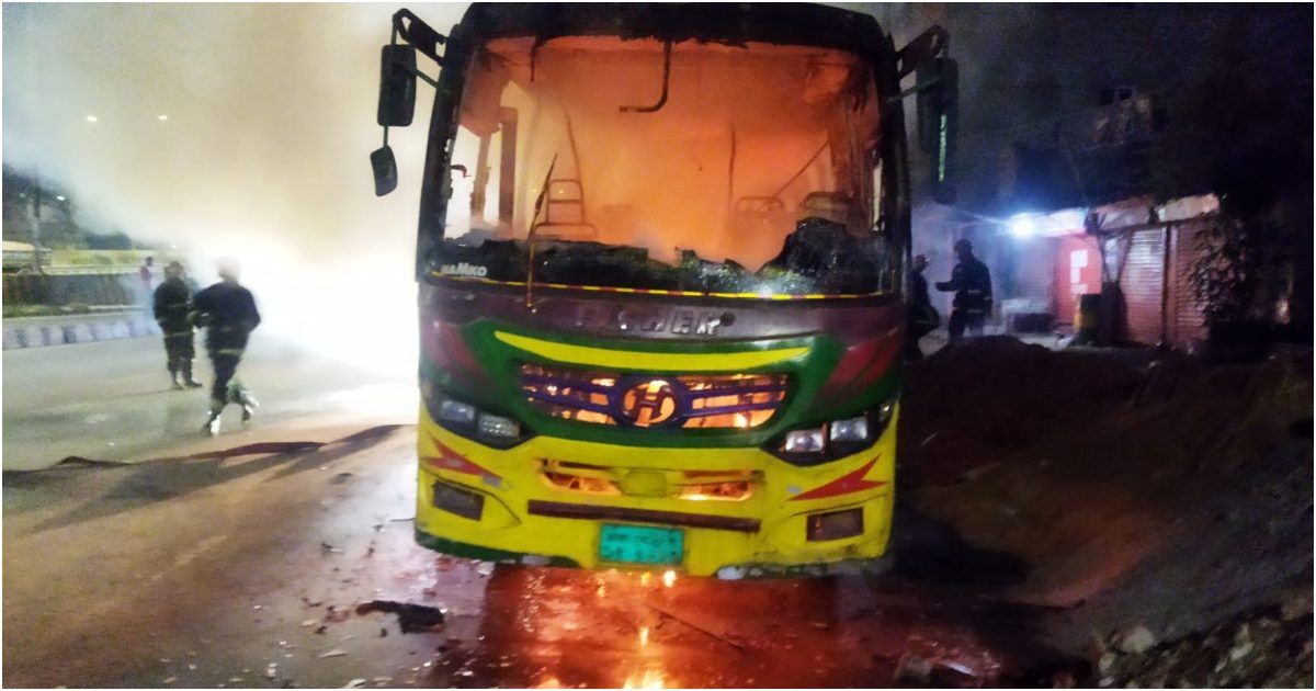 ৩০ ঘণ্টায় ১৮ গাড়িতে আগুন: ফায়ার সার্ভিস
