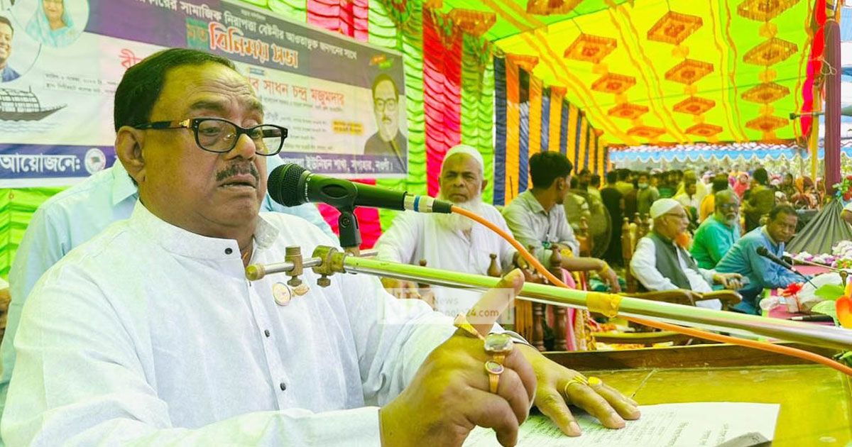 দেশে বিএনপি-জামায়াতের রাজনীতি নিষিদ্ধ করা উচিত: খাদ্যমন্ত্রী