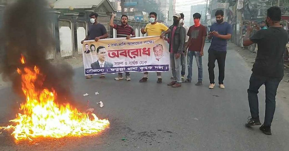 নারায়ণগঞ্জে-ককটেল-বিস্ফোরণ-পেট্রলসহ-আটক-২