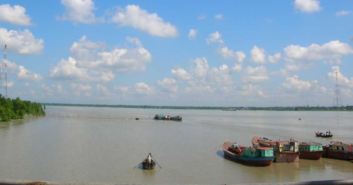 কর্ণফুলী নদীর অবৈধ দখলদারদের তালিকা জমার নির্দেশ