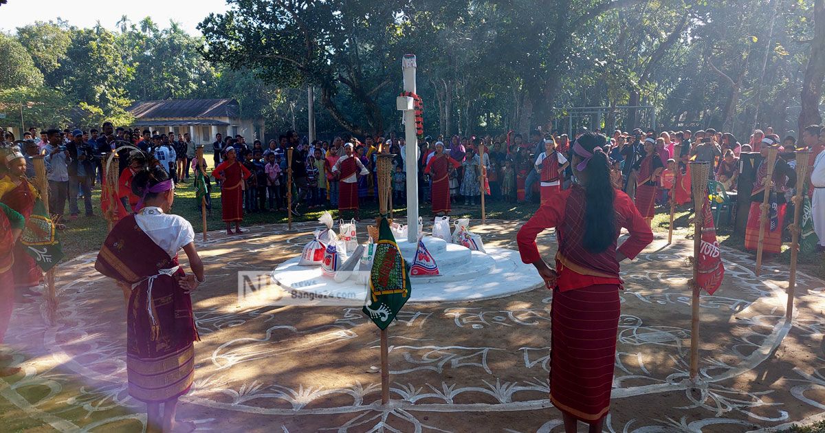 নেচে-গেয়ে উদযাপিত হলো গারোদের ‘ওয়ানগালা’ উৎসব