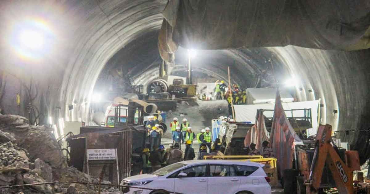 The-workers-spent-time-in-the-tunnel-playing-ludo-and-sharing-stories-of-happiness-and-sadness