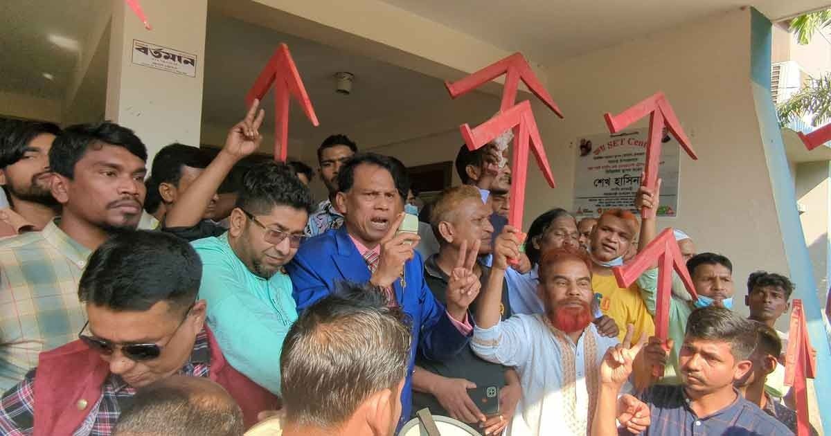 আচরণবিধি-ভেঙে-জাপার-প্রার্থীর-স্লোগান-শোডাউন