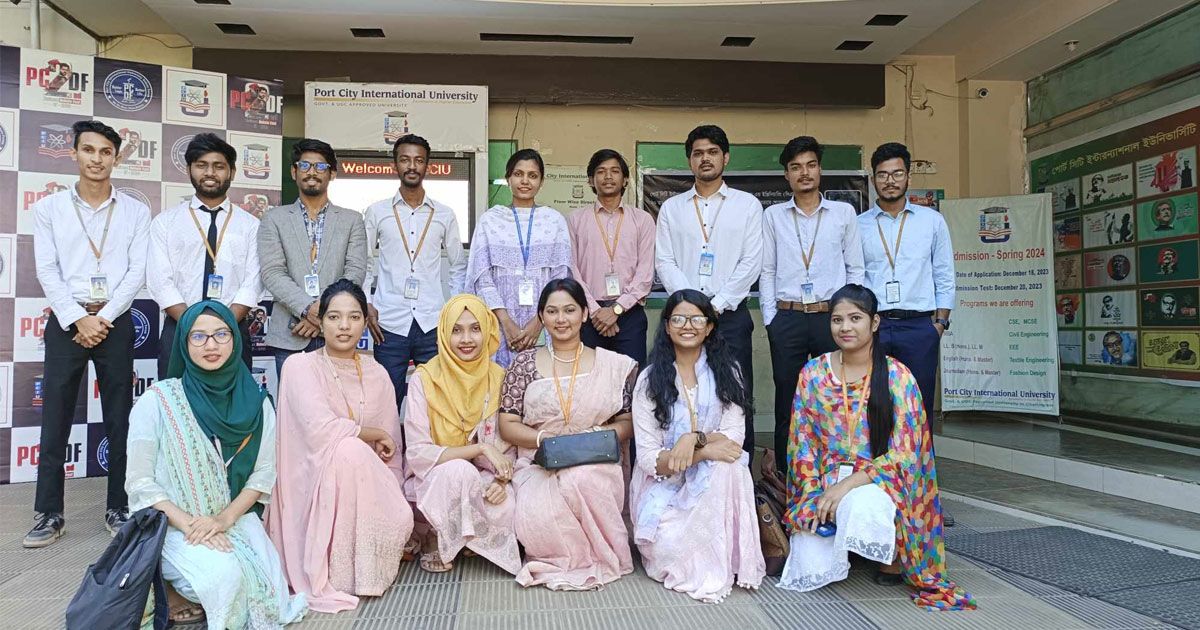 Drama-Exhibition-on-Social-Development-at-Port-City-University