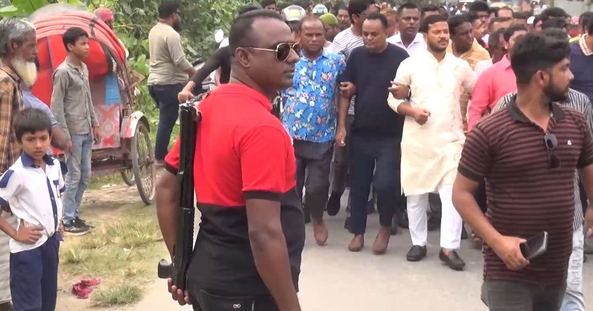 Recommending-cancellation-of-licenses-for-those-weapons-displayed-publicly-in-ministerial-processions
